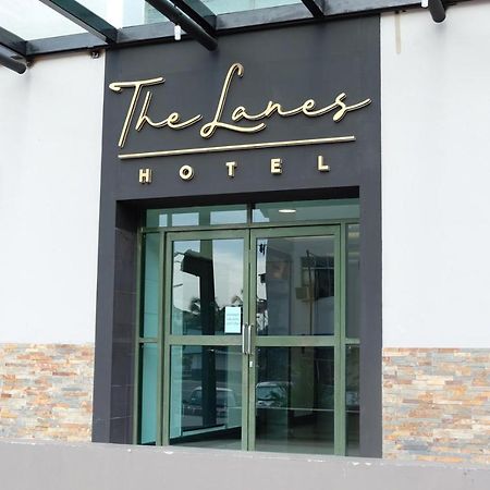 The Lanes Hotel Tutong Exterior foto